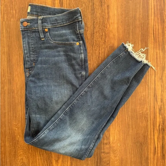 Madewell 9” Mid-Rise Skinny Jean - Picture 2 of 5